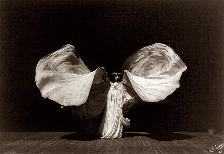 The dancer Loie Fuller had her own theater in Paris during the 1900 Exposition