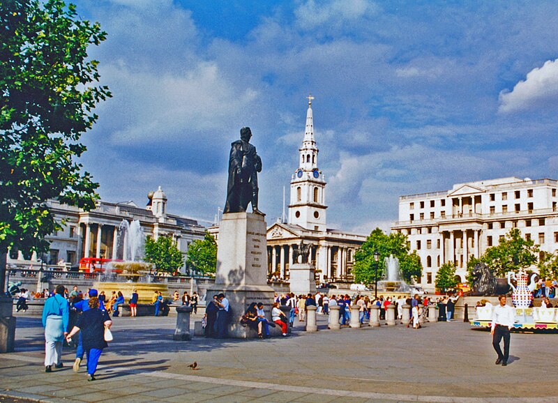 File:London (Westminster), 1998, Trafalgar Square from SW corner, Cockspur Street - geograph.org.uk - 4658132.jpg