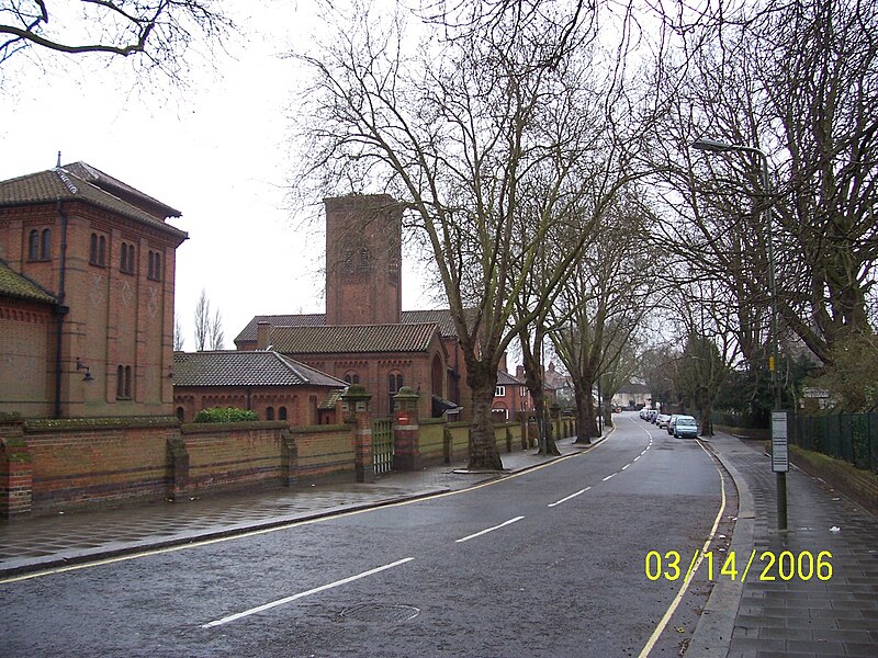 File:London 2006 Golders Green Crematorium.jpg