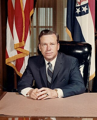 <span class="mw-page-title-main">Warren E. Hearnes</span> American politician (1923–2009)