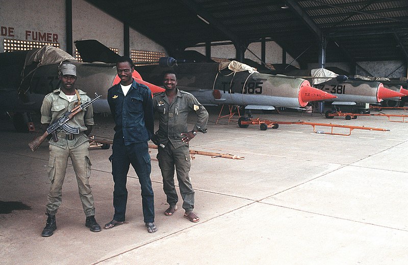 File:Mali ECOMOG troops hangar.jpg