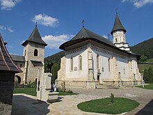 Bistrita Monastery; considered a Holy place among Eastern Orthodox Kalderash Roma Manastirea Bistrita11.JPG