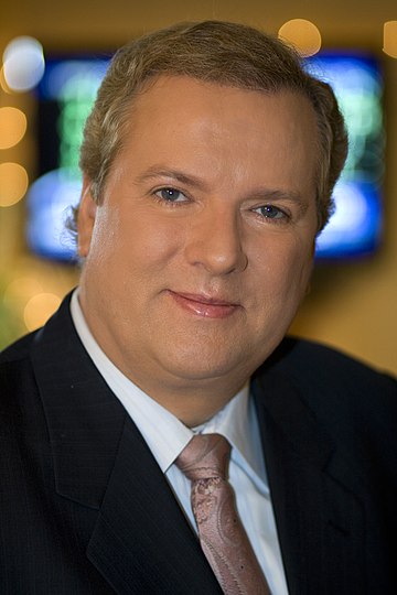 Mark Curtis (broadcaster)