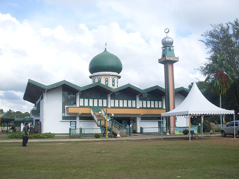 File:Masjid Raya Nurul Iman Kijang.jpg