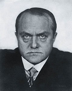 Max Beckmann 1928, by Hugo Erfurth.jpg
