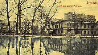 View of N°2 (left) and N)4 (right) from a postcard ca 1905