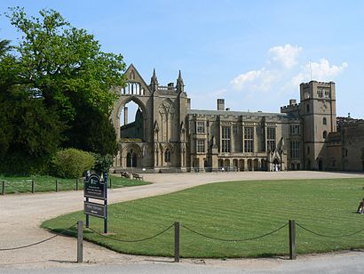 How to get to Newstead Abbey with public transport- About the place