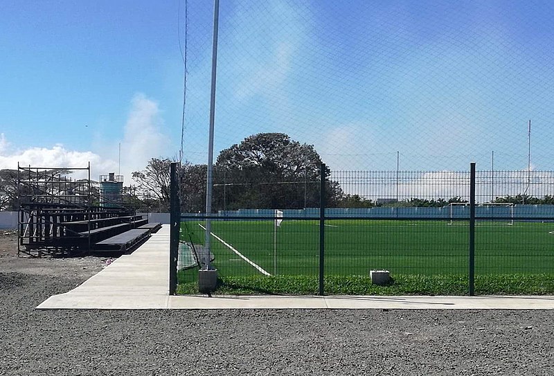 File:Nuevo Estadio de Carmelita.jpg