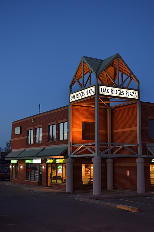 Oak Ridges Plaza