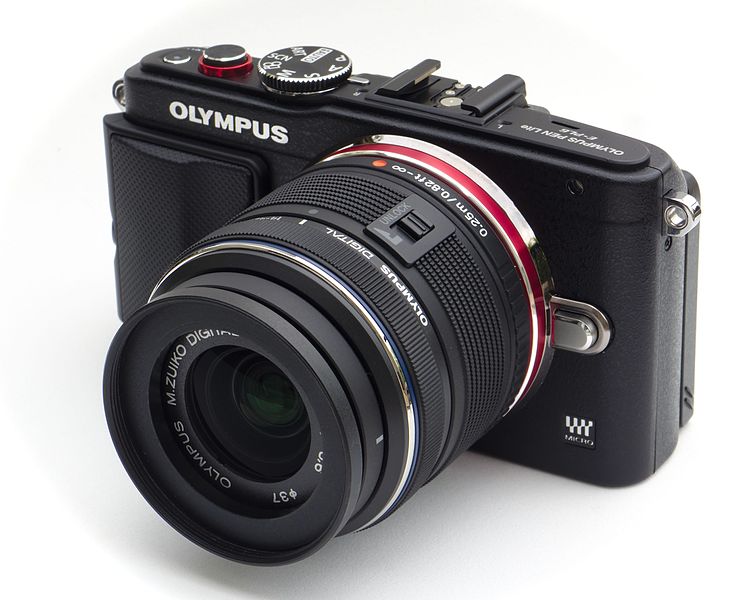 File:Olympus PEN E-PL6 black kit lens 2016-03-03.jpg