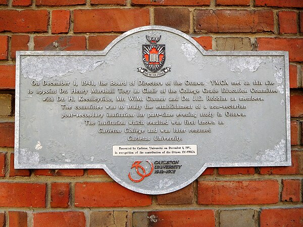 Historical plaque commemorating the inaugural meeting of the Ottawa Association for the Advancement of Learning in December 1941