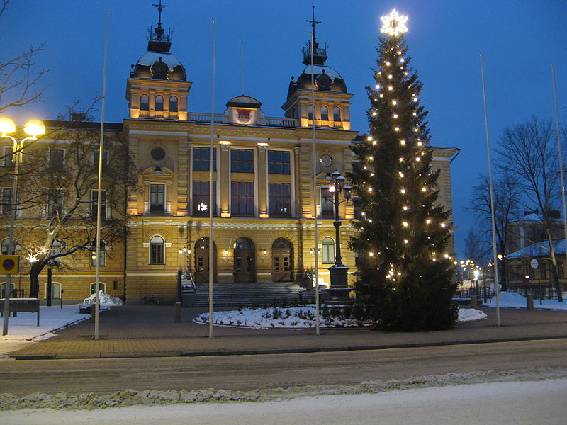 File:Oulucityhall.jpg