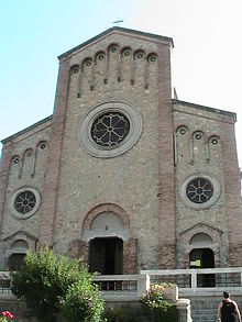 Pellegrino Parmense - gereja paroki San Giuseppe 02.JPG