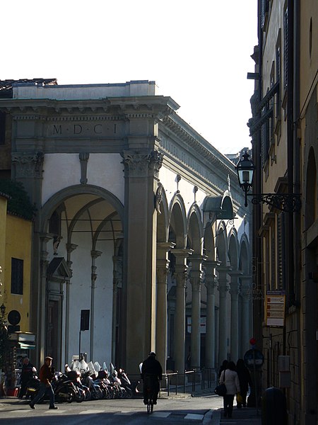 File:Piazza Santissima Annunziata 1.JPG