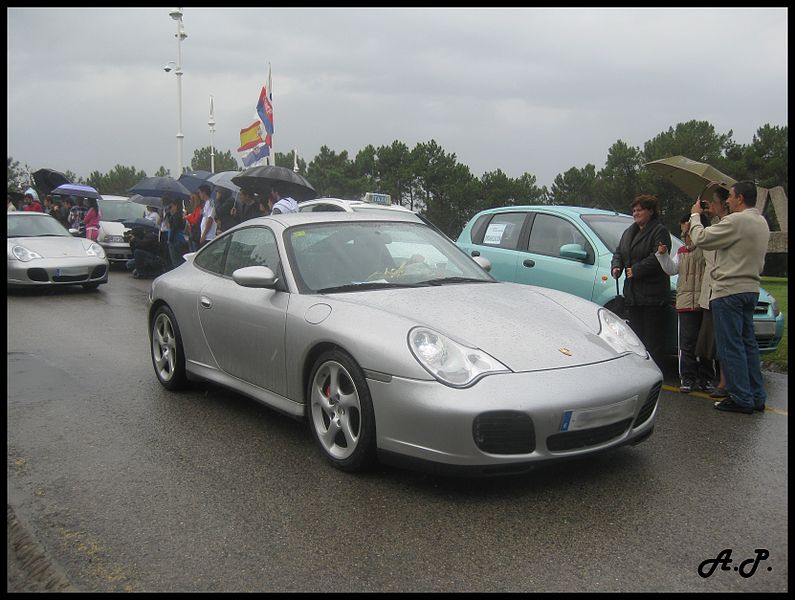 File:Porsche 911 Carrera 4S (996) (3951810474).jpg