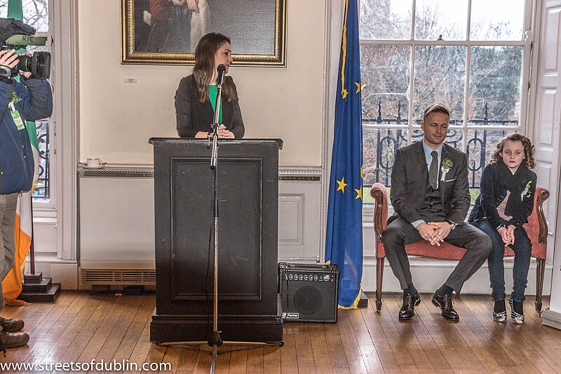 File:Press Briefing - St. Patrick's Day Parade In Dublin 2013 (8566826188).jpg