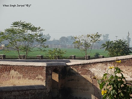 Fence on International Border visible from Pul Kanjari