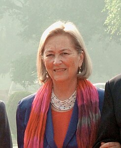 Queen Paola with the President and the Prime Minister of India, and the King Albert II (cropped).jpg