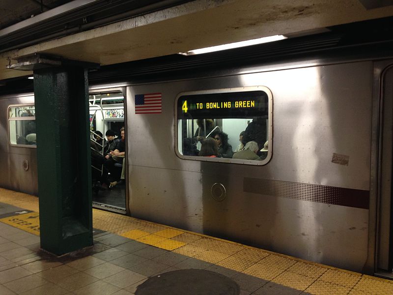 File:R142 4 train at 59th Street.JPG