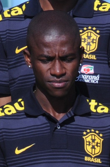 Tập_tin:Ramires_santos_do_nascimento.jpg