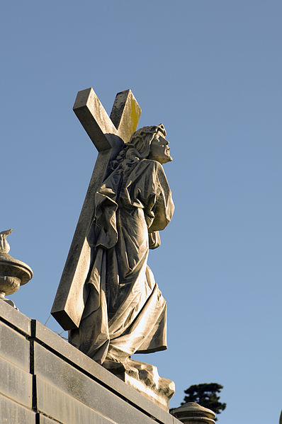 File:Recoleta Cemetery - Mausoleum 02.jpg