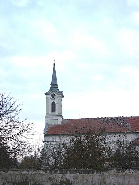 File:Riđica, Catholic Church.jpg