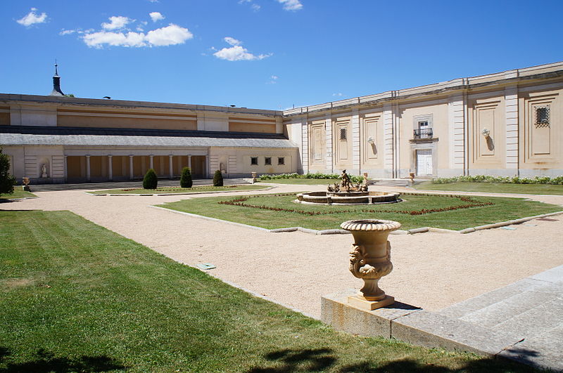 File:Royal Palace of El Pardo 04.JPG