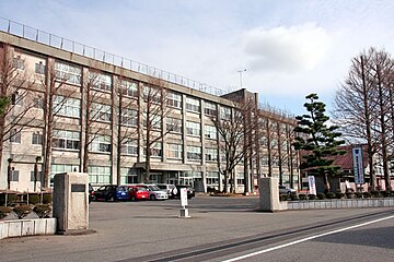 ファイル:Sakata_East_High_School.jpg