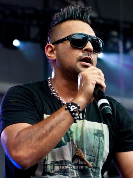 File:Sean-Paul 2012-06-16 photo-by-Adam-Bielawski (cropped 2).jpg