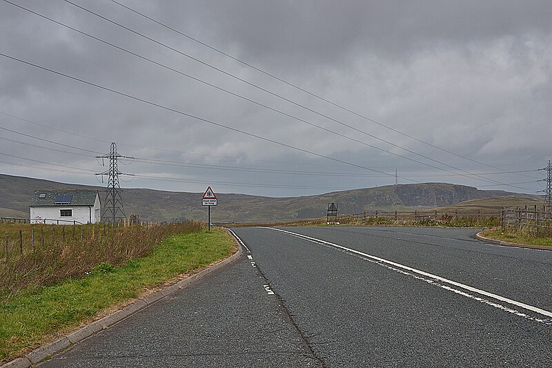 File:Shap summit on the A6 - geograph.org.uk - 4198881.jpg