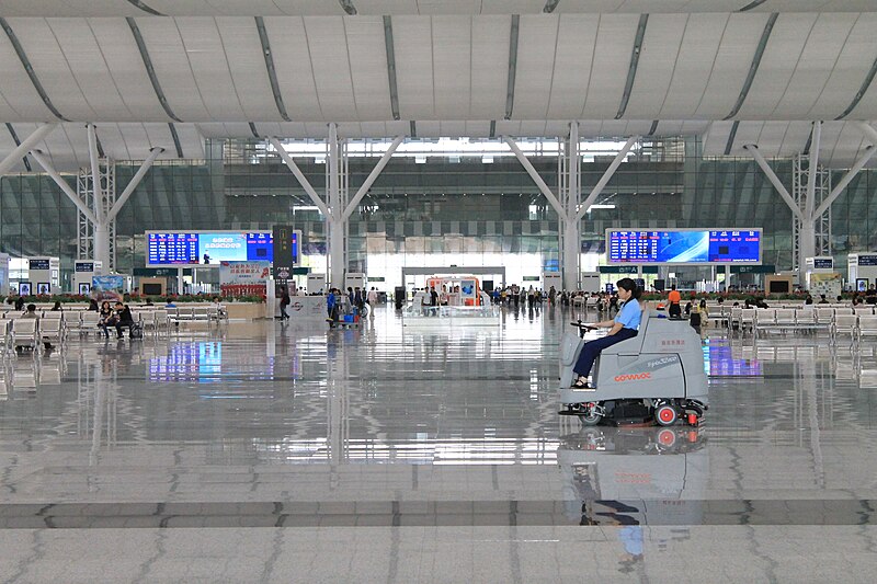 File:Shenzhen North Railway Station 2012-04-13 05.04.38.jpg