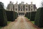 Shipton Court Shipton Court at Shipton Under Wychwood - geograph.org.uk - 1031757.jpg