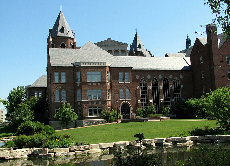 Saint Louis University - Wikipedia