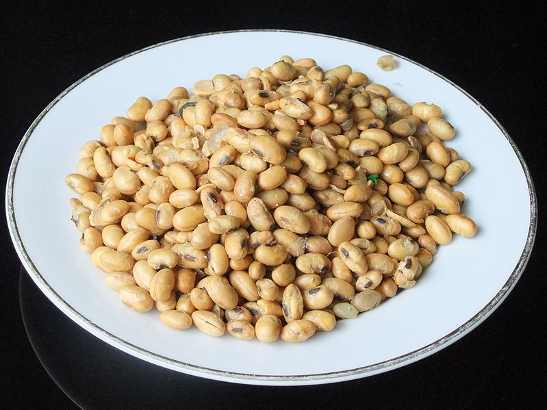 File:Snack kacang kedelai.JPG