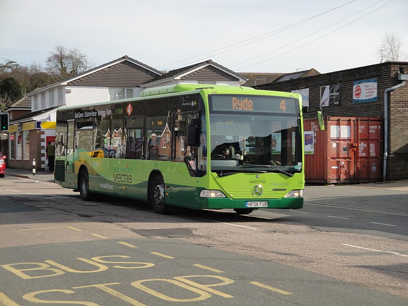 File:Southern Vectis 480 HF06 FUB.JPG