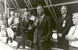 Spiro Agnew alelnök gratulál az Apollo–17 űrhajó 1972. december 7-i sikeres Holdra indításához