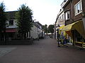 Stationsstraat met daarachter de Stationsdwarsstraat en dan het Stationsplein