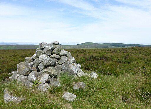 Summit cairn on Cateran Hill - geograph.org.uk - 4551024