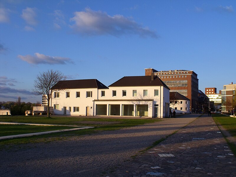 File:Synagoge Duisburg 29.JPG