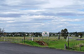 ТехасQueenslandWelcomeSign.JPG