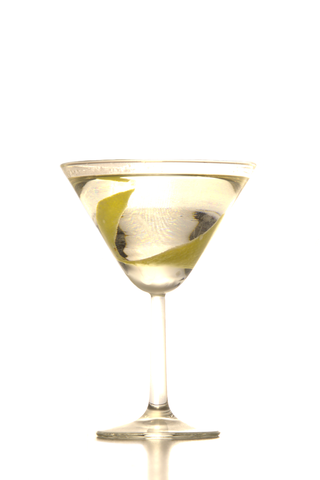 <span class="mw-page-title-main">Vesper (cocktail)</span> Cocktail originally made of gin, vodka and Kina Lillet