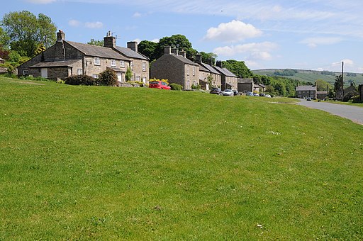 The village of Castle Bolton - geograph.org.uk - 3511406