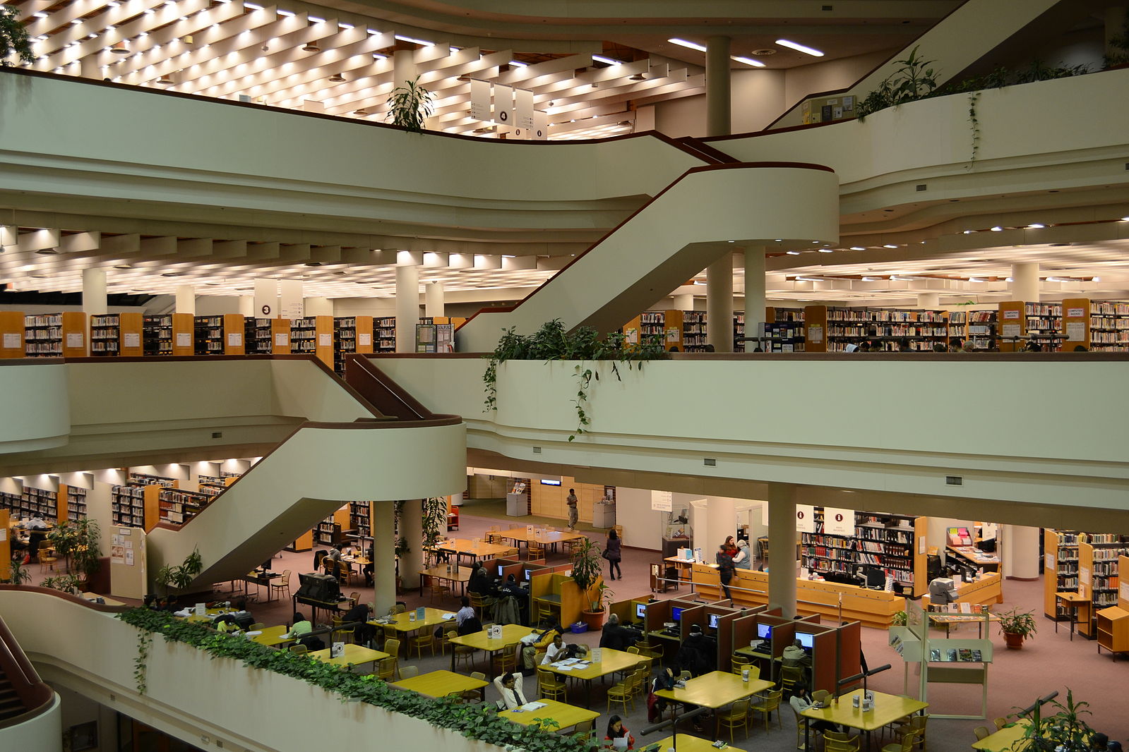 Публичная библиотека в Торонто. Toronto reference Library. Библиотека референс. Facebook Library.