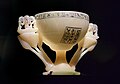 عُثر على كأس من المرمر في مقبرة توت عنخ آمون ، القرن الرابع عشر قبل الميلاد
