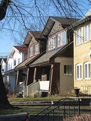 <span class="mw-page-title-main">Upper Beaches</span> Neighbourhood in Toronto, Ontario, Canada