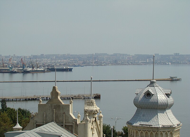 File:View from the Maiden Tower, Baku, 2008.jpg