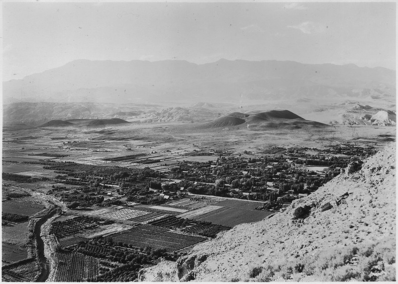 File:View of village of Hurricane, Utah, from top of Hurricane Hill, showing fertility of surrounding land. The two low... - NARA - 520412.tif