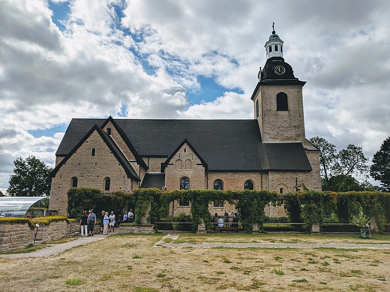 File:Vreta kloster.jpg