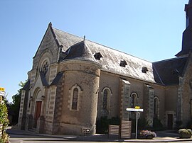 The church of Saint-Pierre in Châtelais