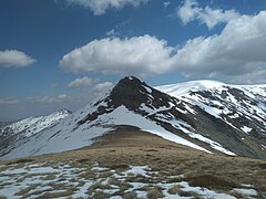 Поглед на Голема Грива и Муса во позадината од север